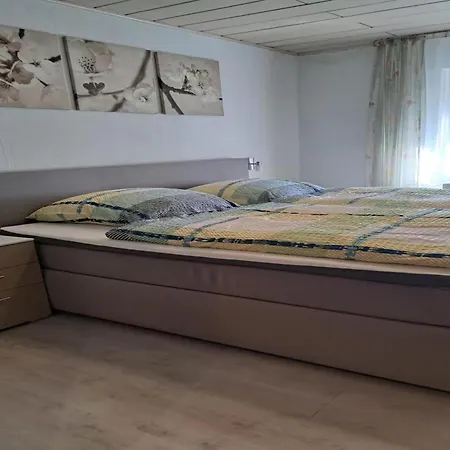 Waldoase Apartman Ebermannsdorf